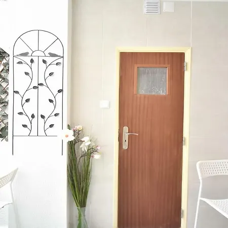 The Place Graca Prime * Лісабон